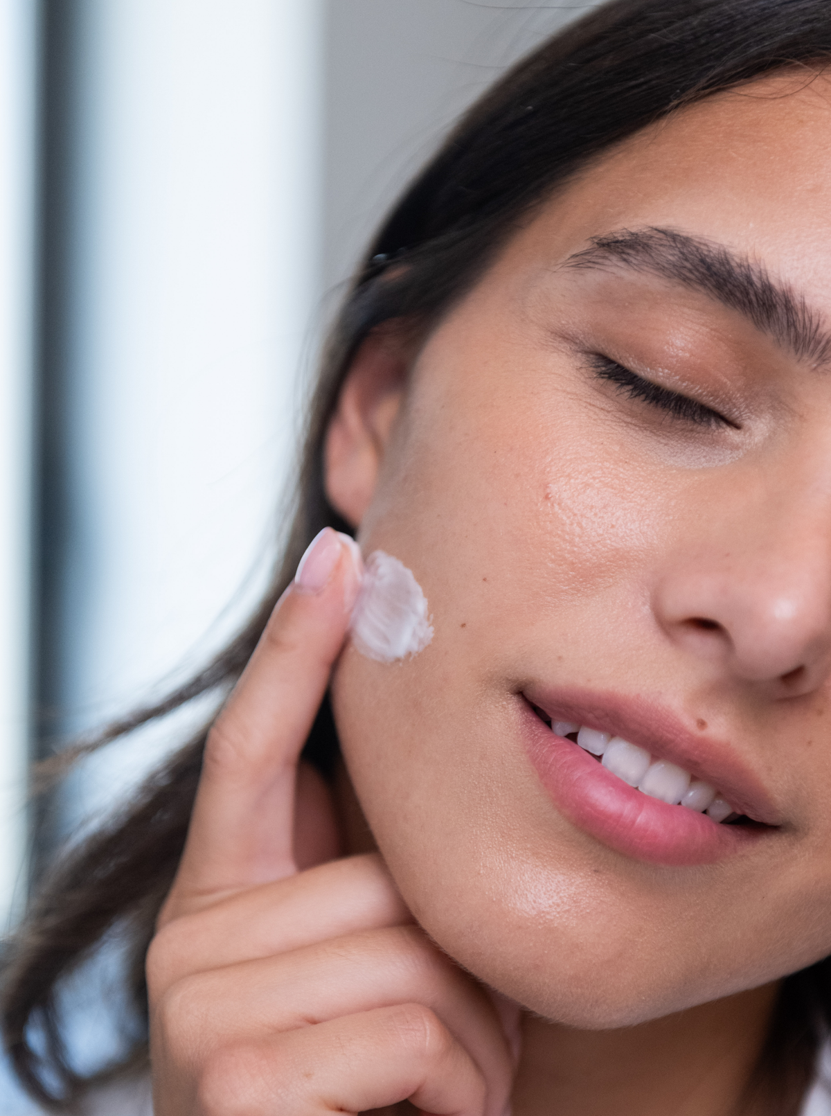 Comment prendre soin de sa peau en automne ? 7 gestes pour préserver son éclat.